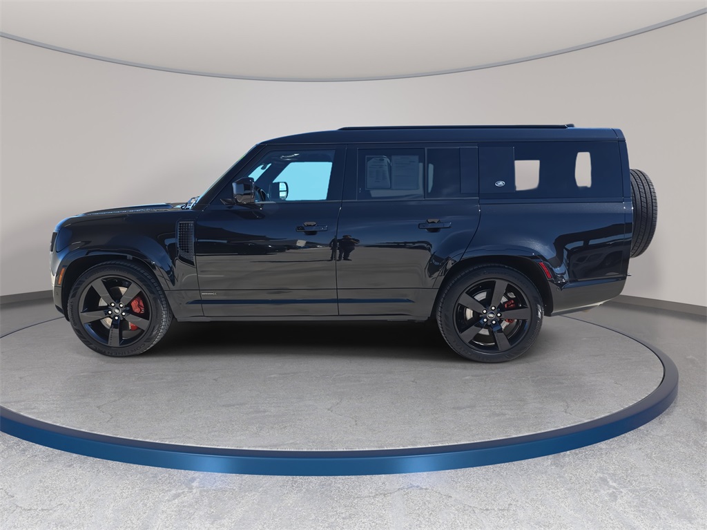 2023 Land Rover Defender 130 X photo 6