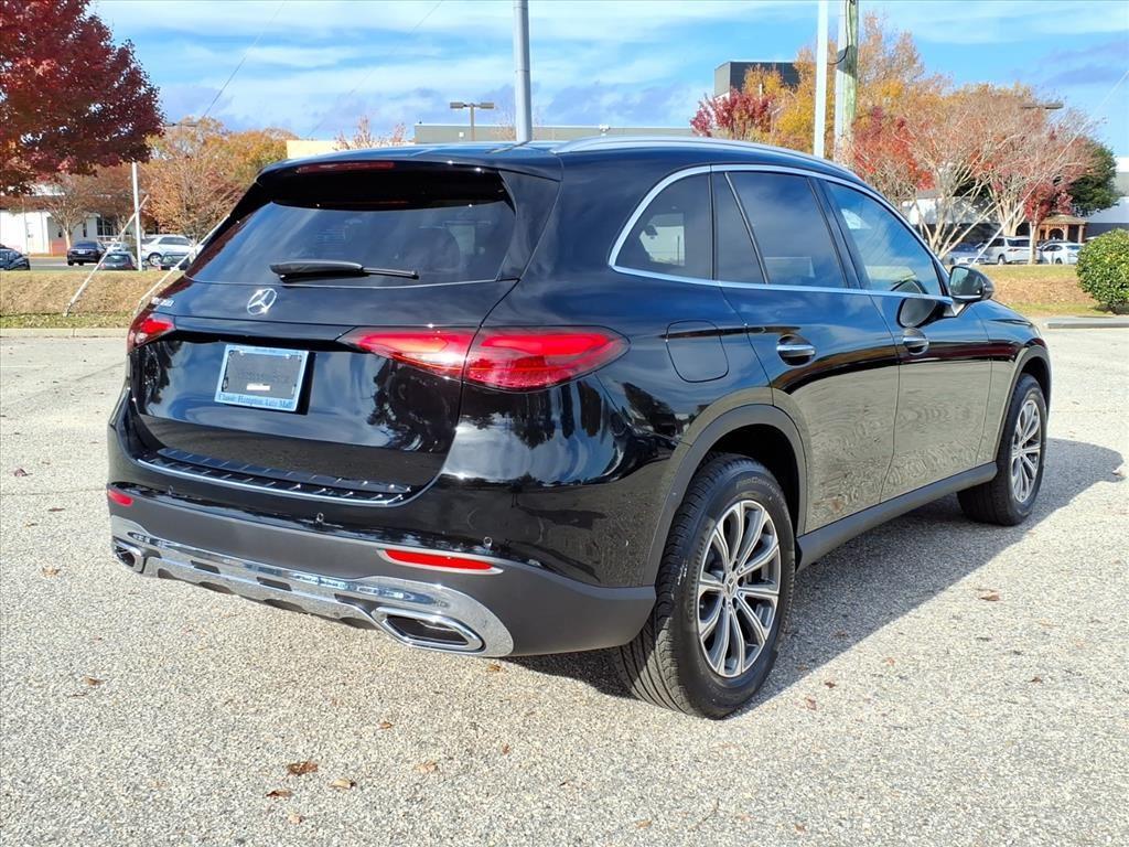2026 Mercedes Benz GLC 300 photo 2