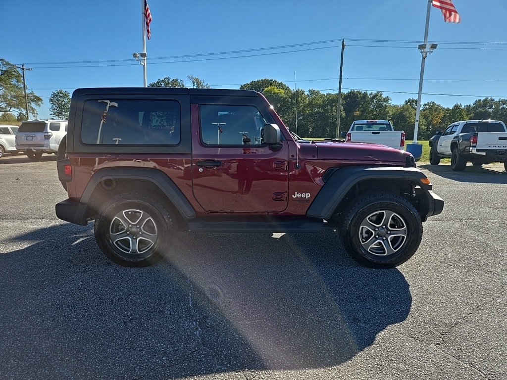 2021 Jeep Wrangler Sport S photo 4