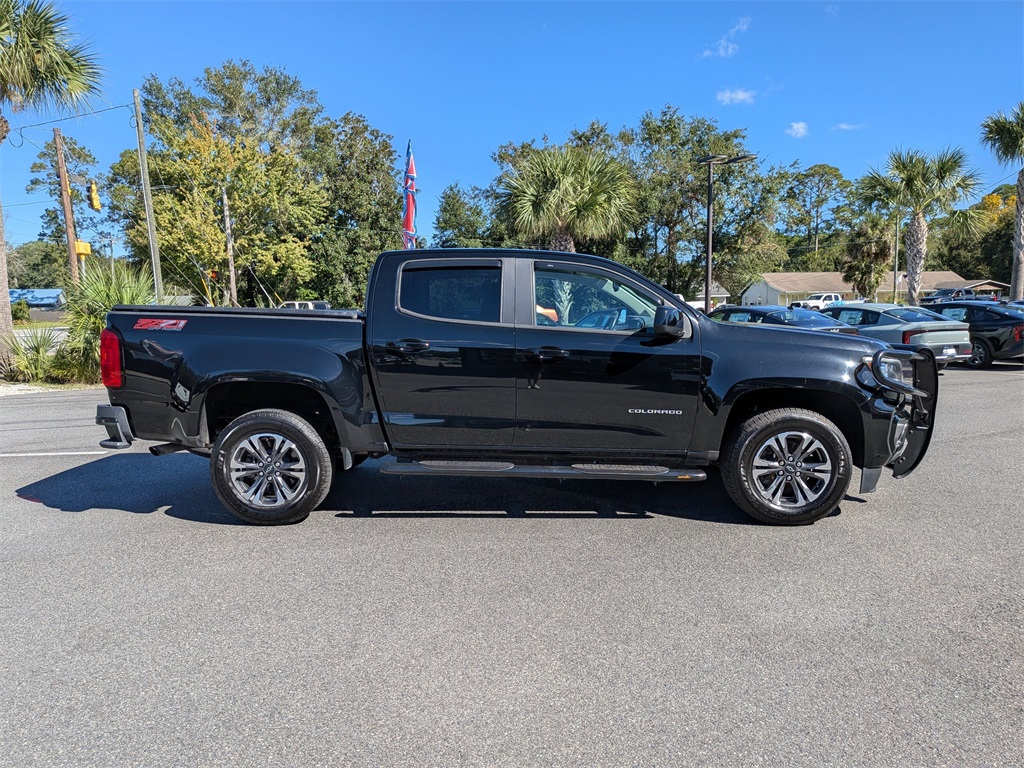 2021 Chevrolet Colorado Z71 photo 2