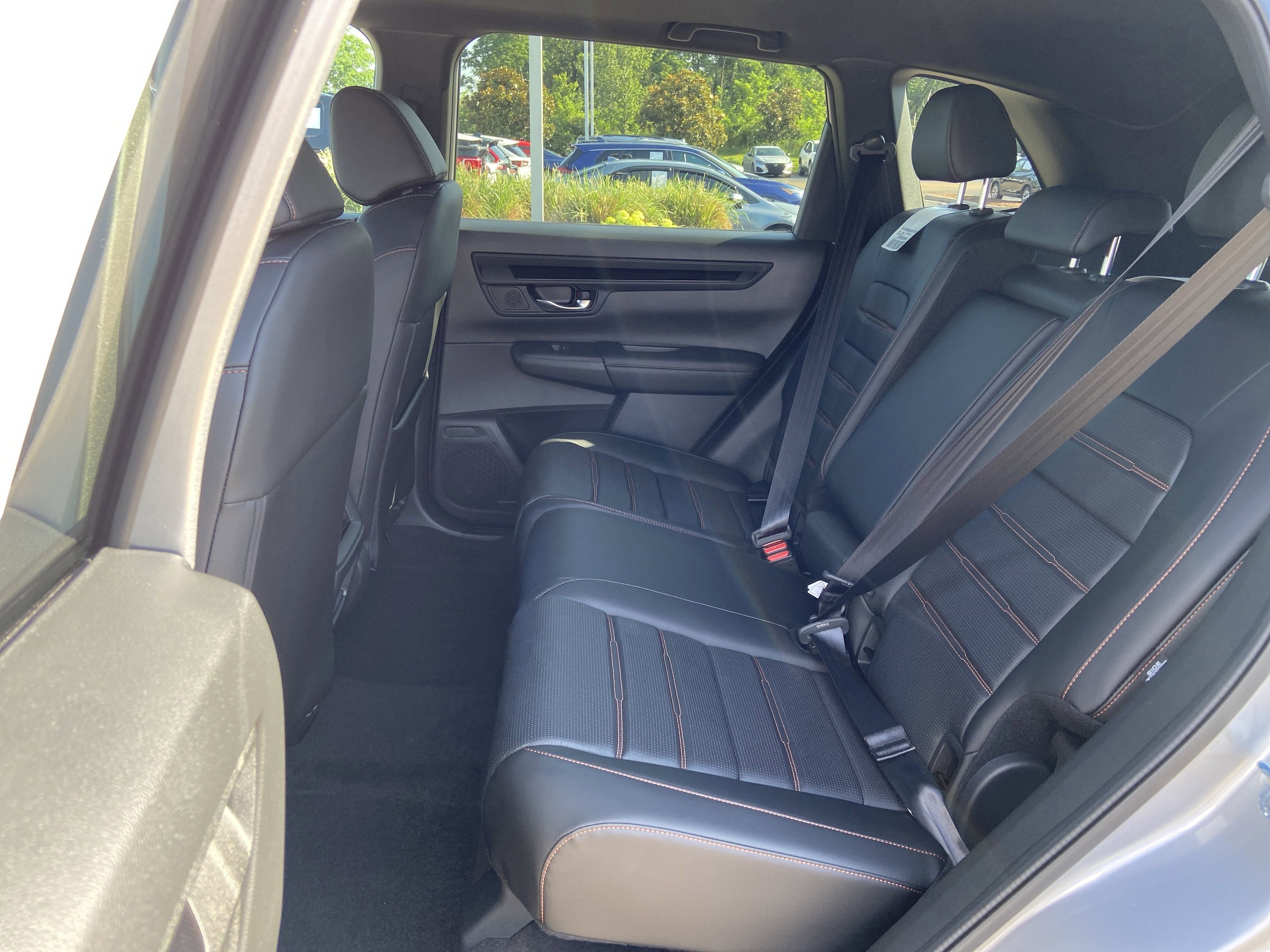 2026 Honda CR-V Hybrid Sport-L photo 10