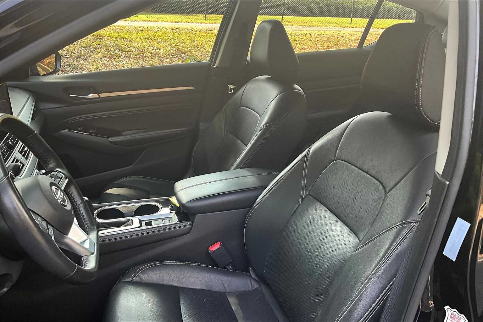 2023 Nissan Altima 2.5 SL photo 7