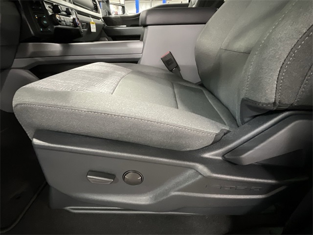 2026 Ford F-350 XLT photo 18