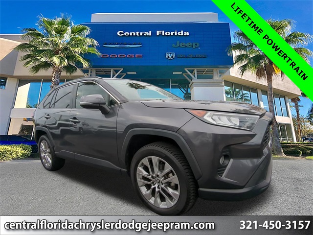 2020 Toyota RAV4 XLE Premium's photo