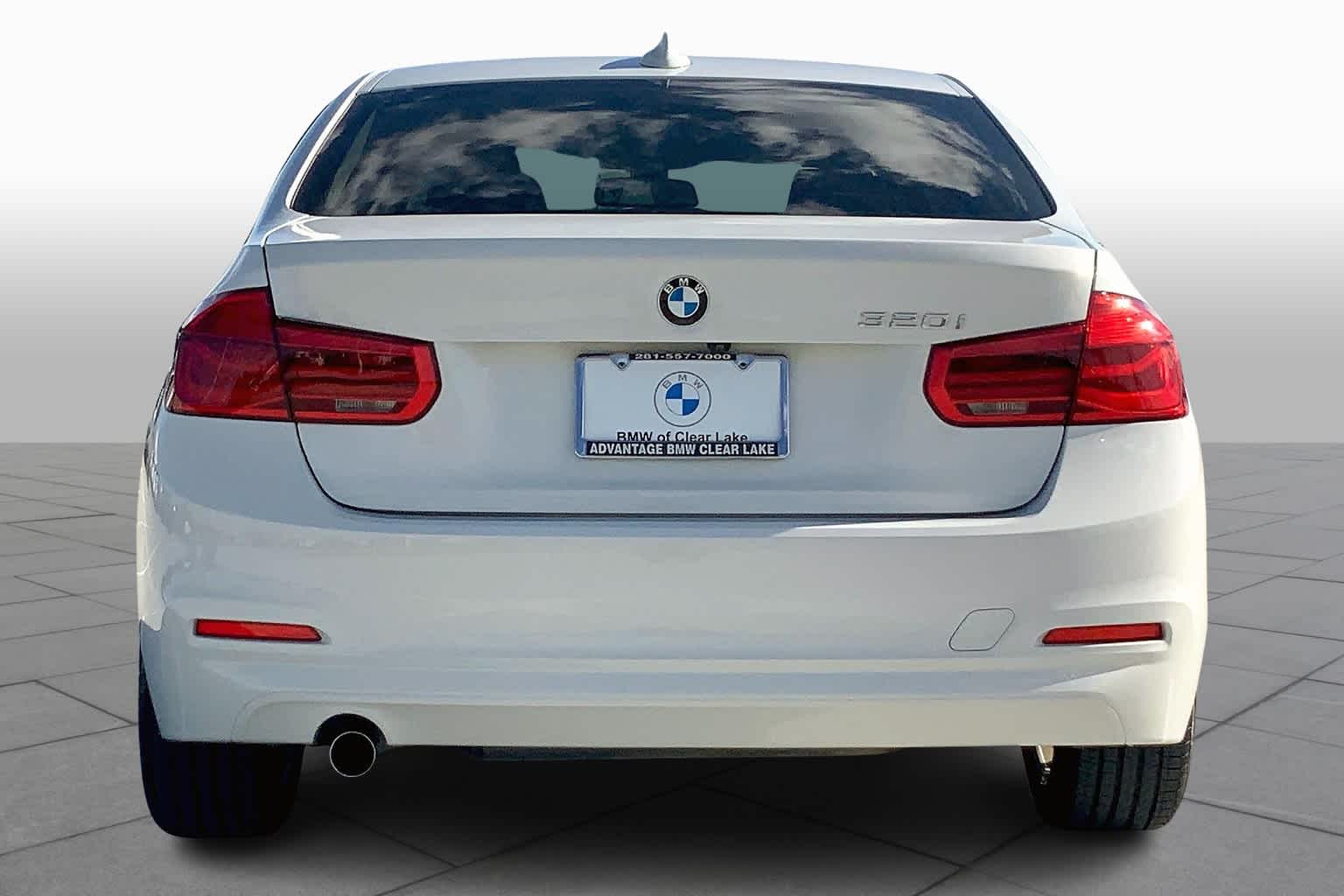 2018 Bmw 320i Sedan photo 4