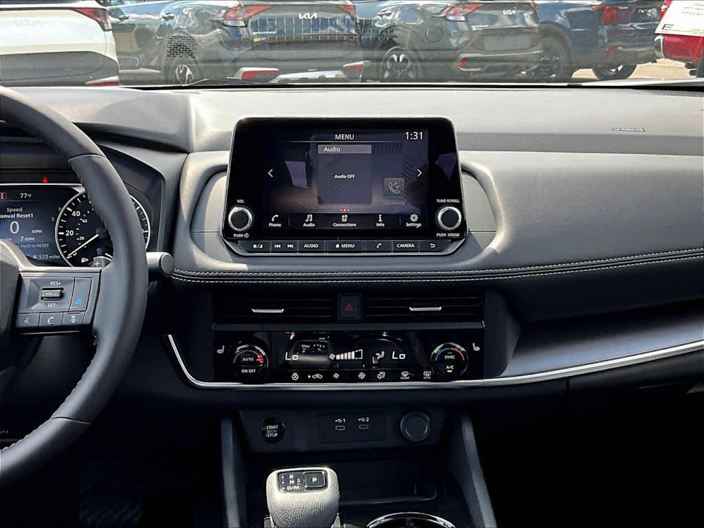 2026 Nissan Rogue SV photo 11