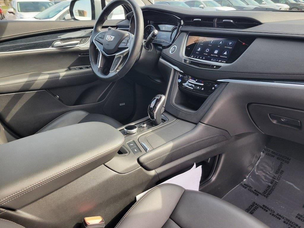 2024 CADILLAC XT5 - Image 25