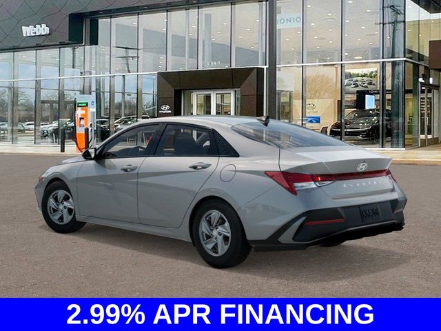2025 Hyundai Elantra SE photo 3