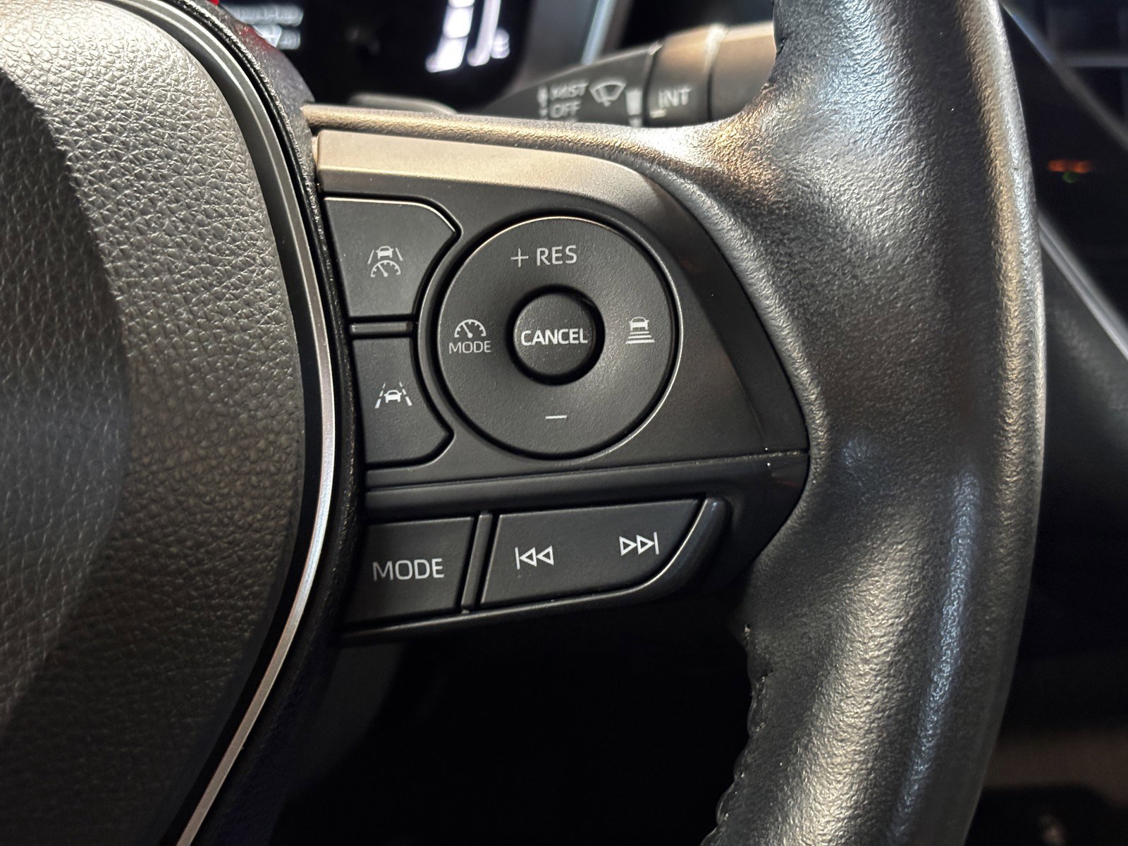 2023 Toyota Corolla XSE photo 18