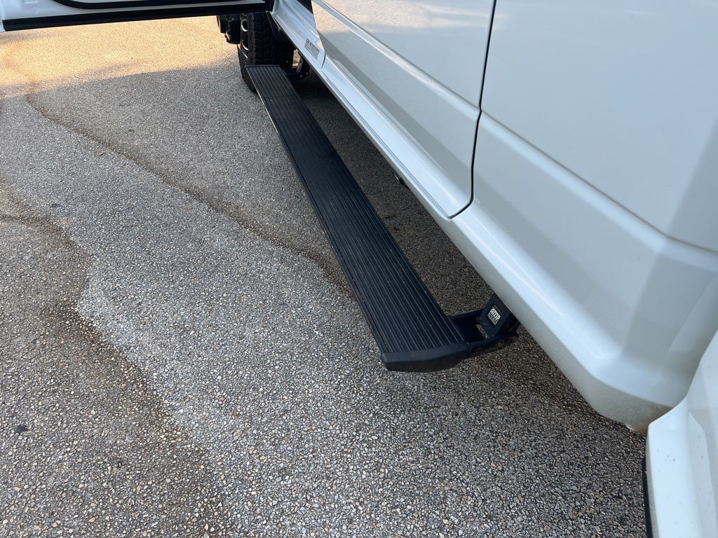 2024 Ram 3500 Laramie photo 38