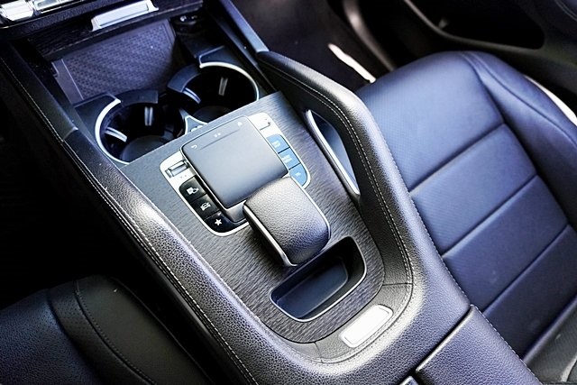 Used 2020 Black Mercedes-Benz GLE 350 image 32