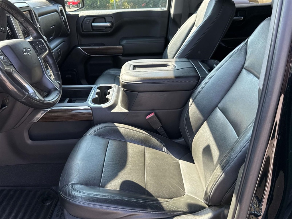 2020 Chevrolet Silverado 1500 RST photo 12