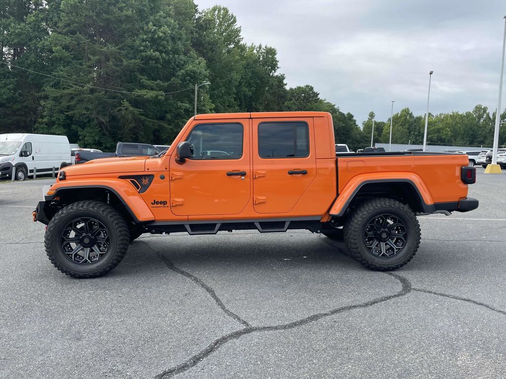 2025 Jeep Gladiator Sport photo 4