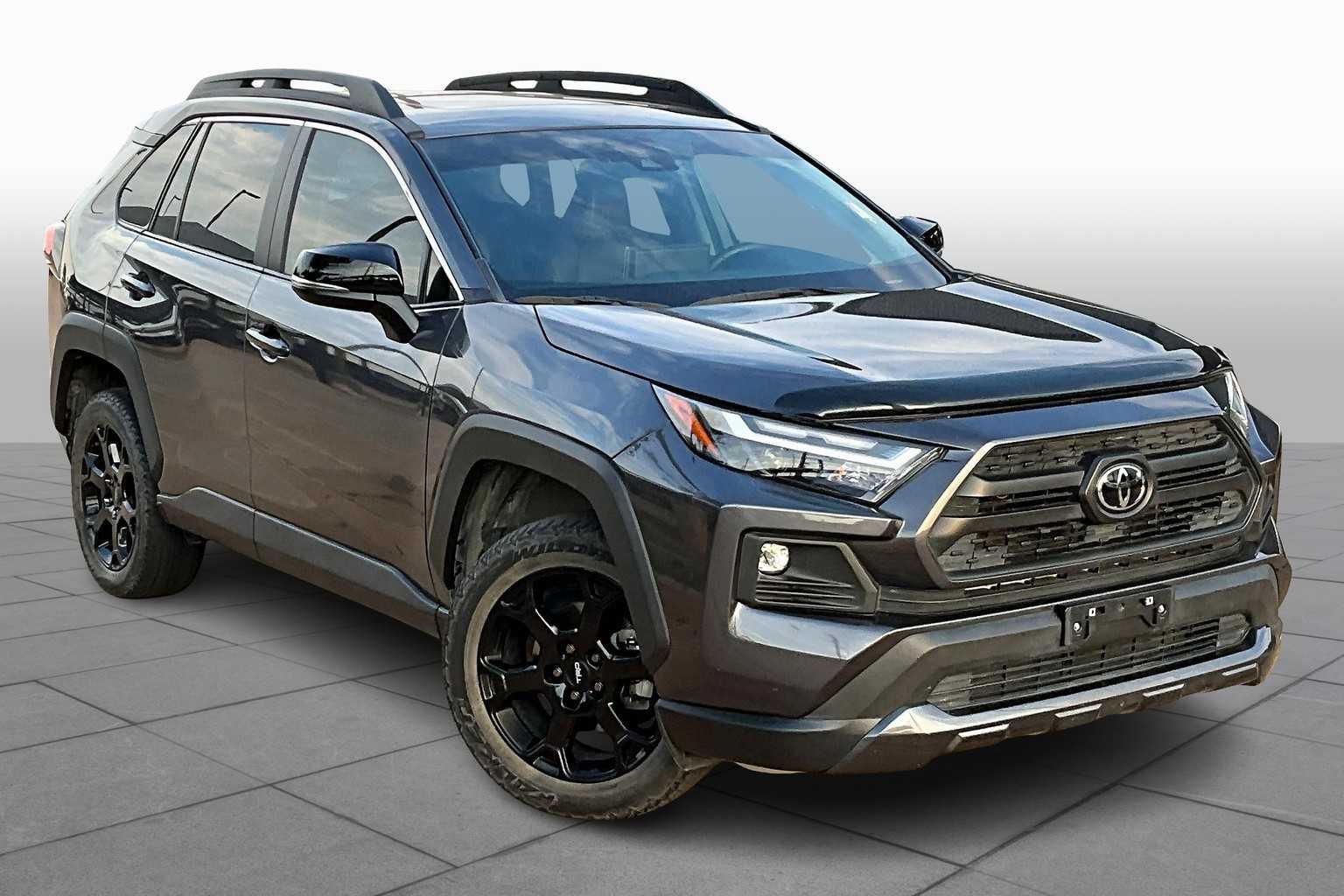 2022 Toyota RAV4 TRD Off-Road photo 2