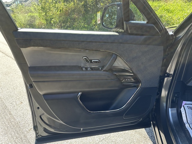 2024 Land Rover Range Rover Sport SE photo 10