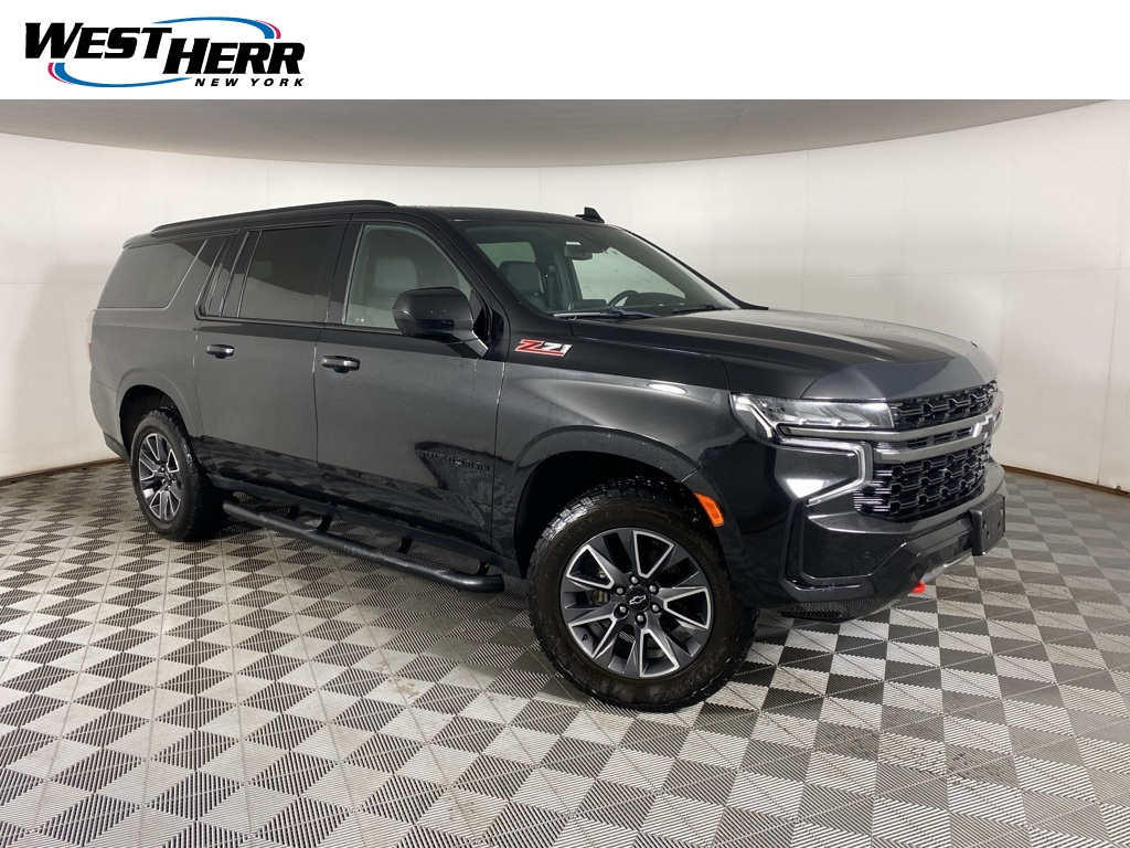 2022 Chevrolet Suburban Z71's photo