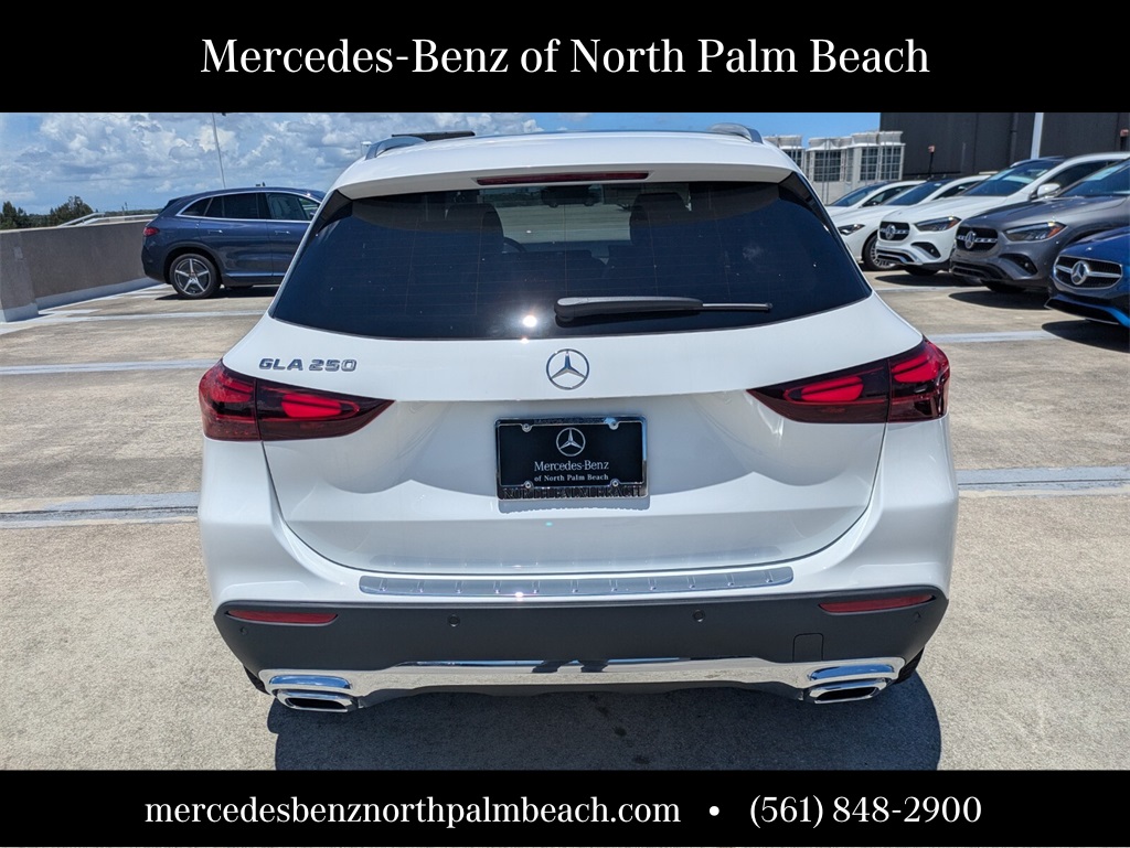 2026 Mercedes Benz GLA 250 photo 3