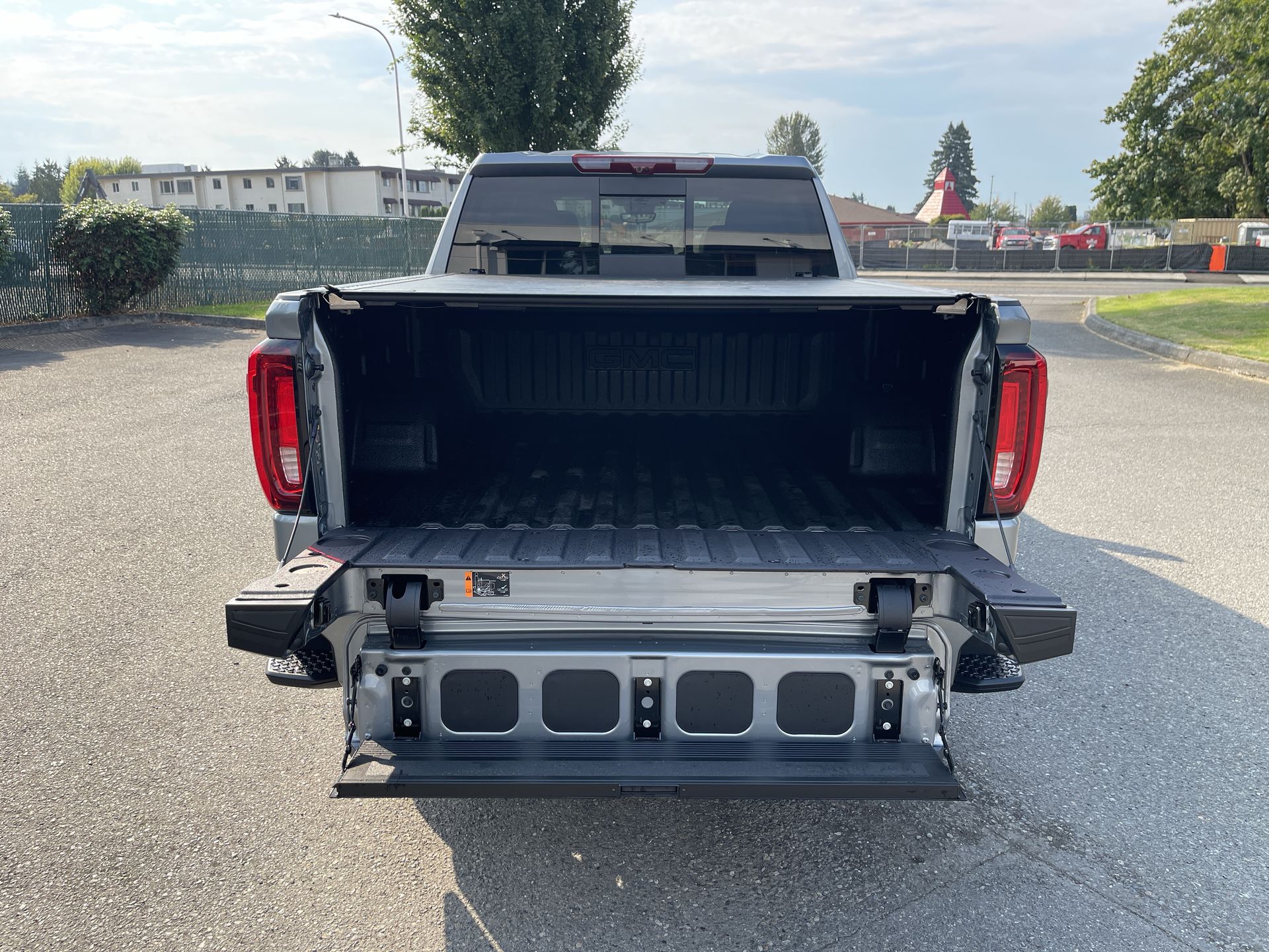 2026 Gmc Sierra Denali photo 26