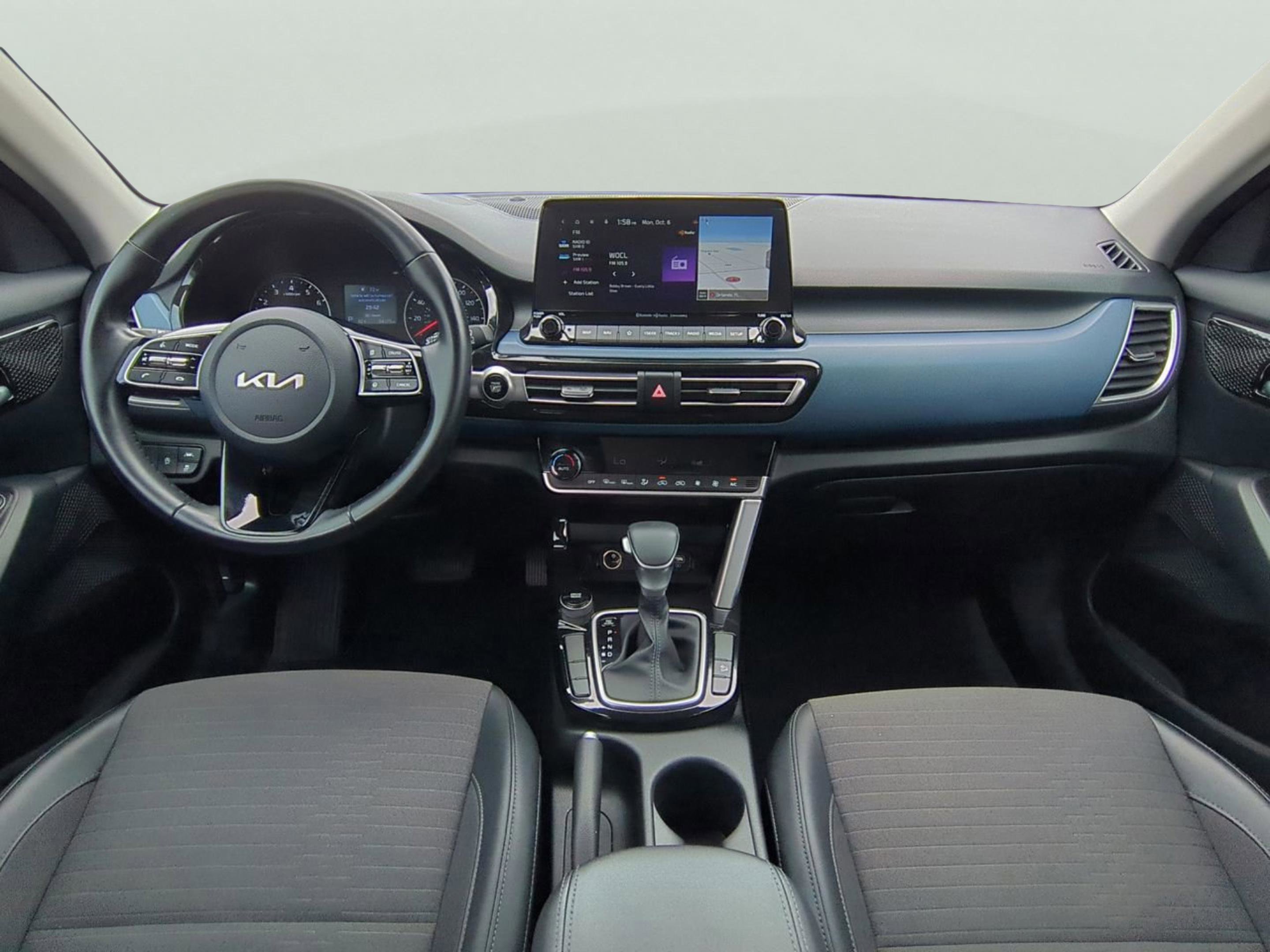 2023 Kia Seltos S photo 14