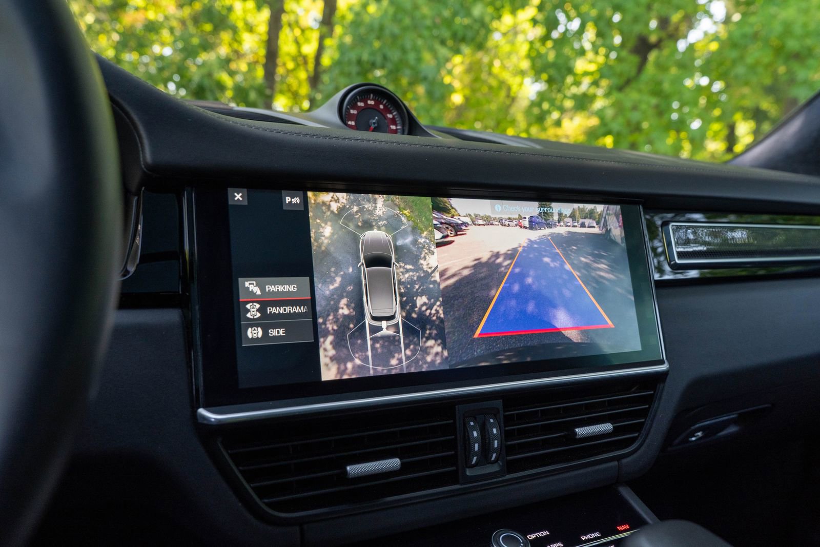 2020 Porsche Cayenne Turbo photo 30