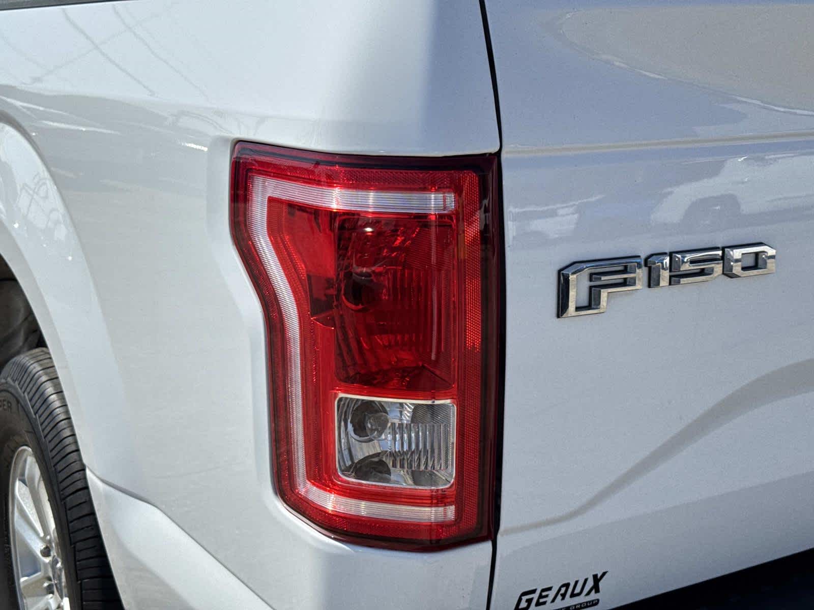 2015 Ford F-150 XLT photo 13