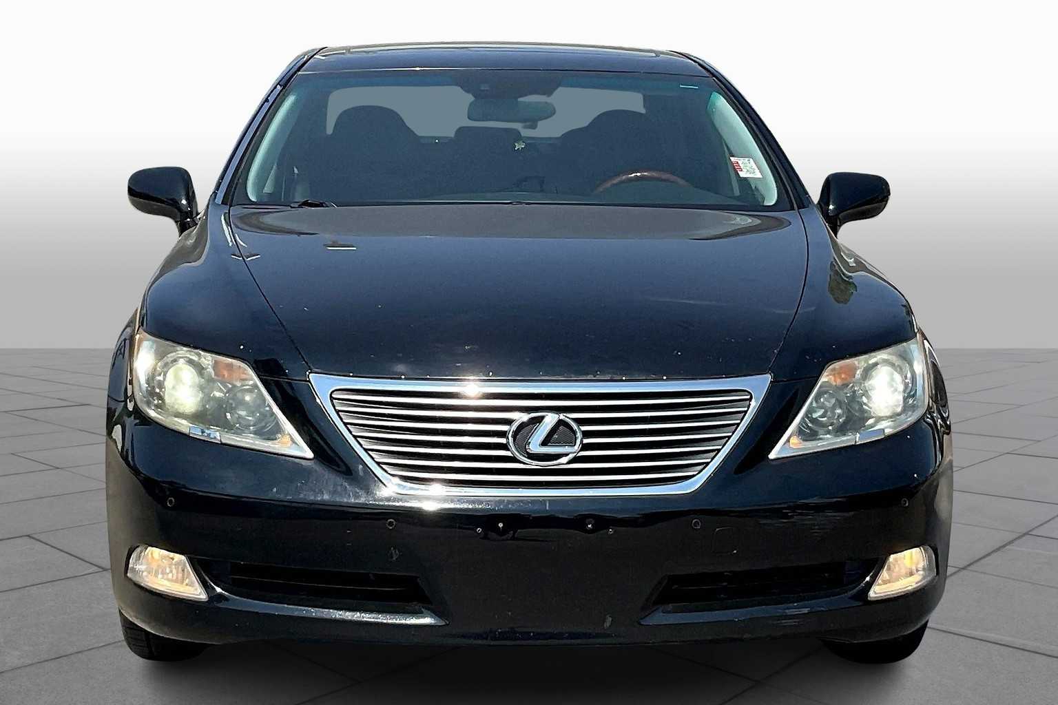 2009 Lexus LS 460 photo 3