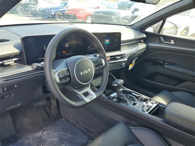 2026 Kia K5 GT photo 8
