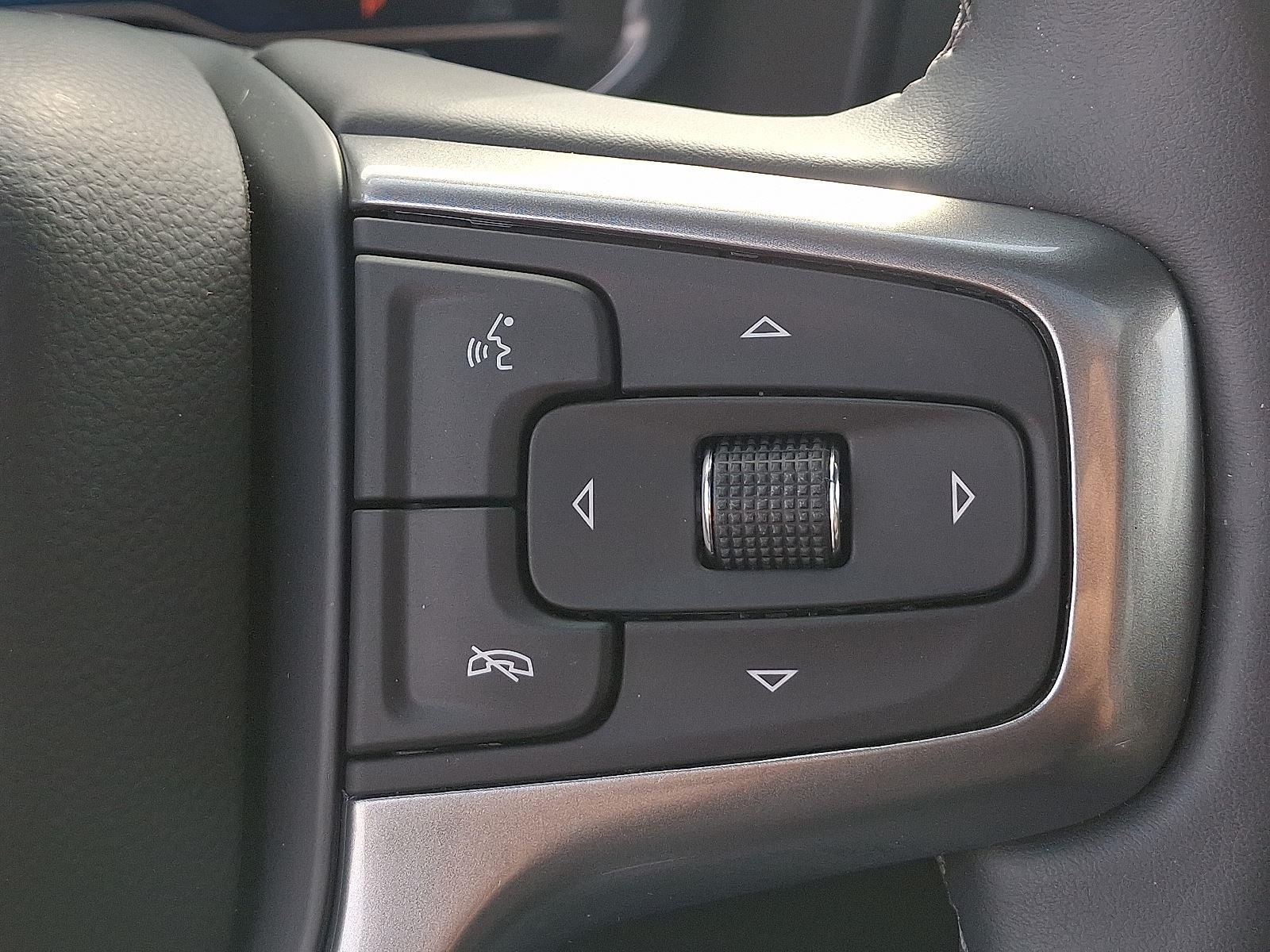 2024 Chevrolet Suburban Premier photo 24