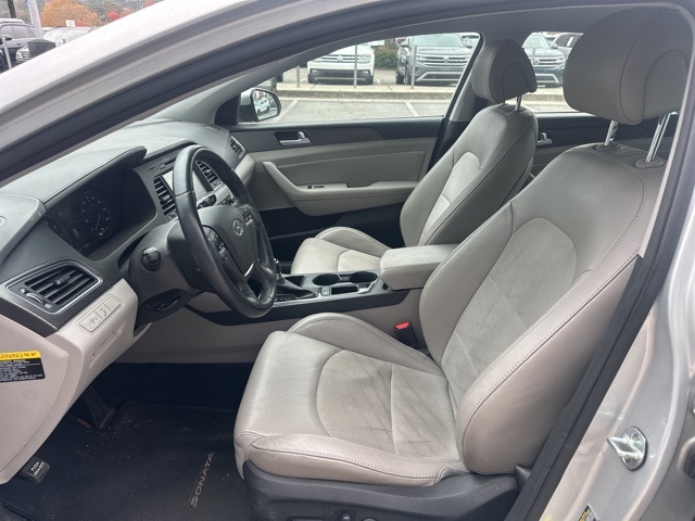 2015 Hyundai Sonata Sport photo 4