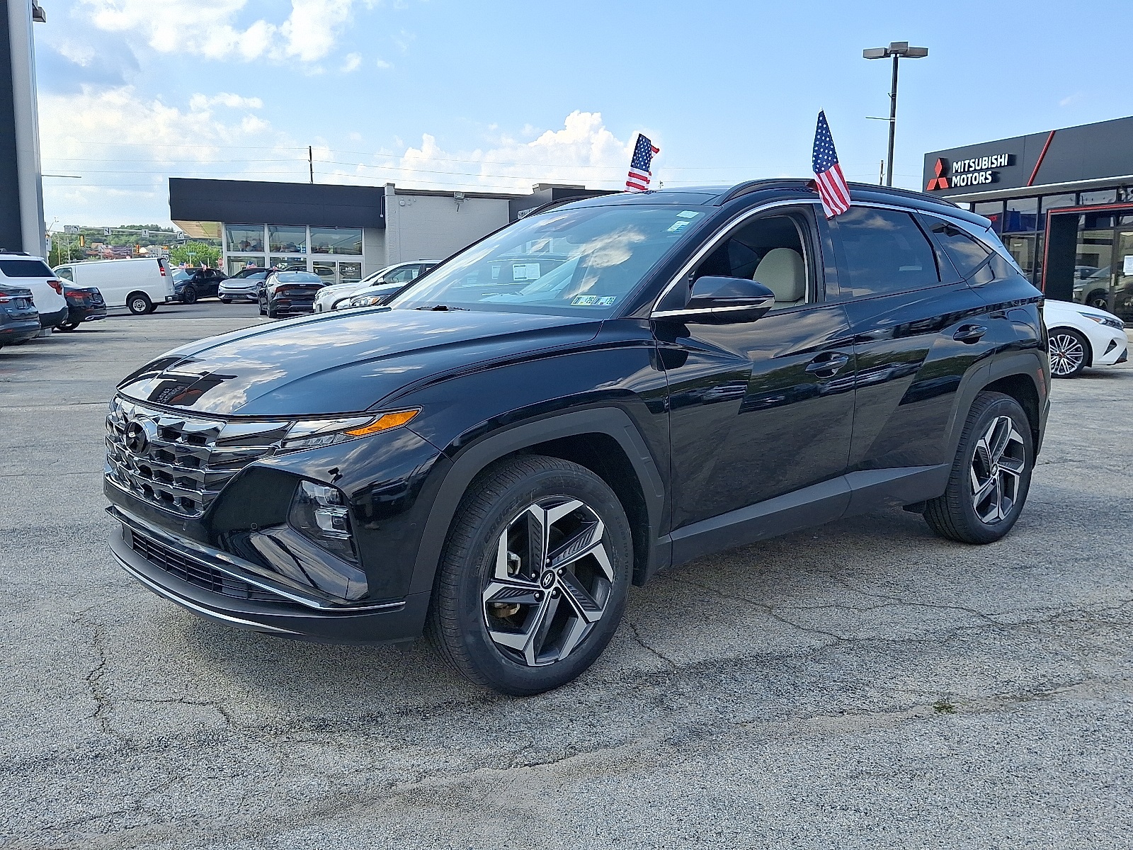 2022 Hyundai Tucson Hybrid Limited Sport photo 3
