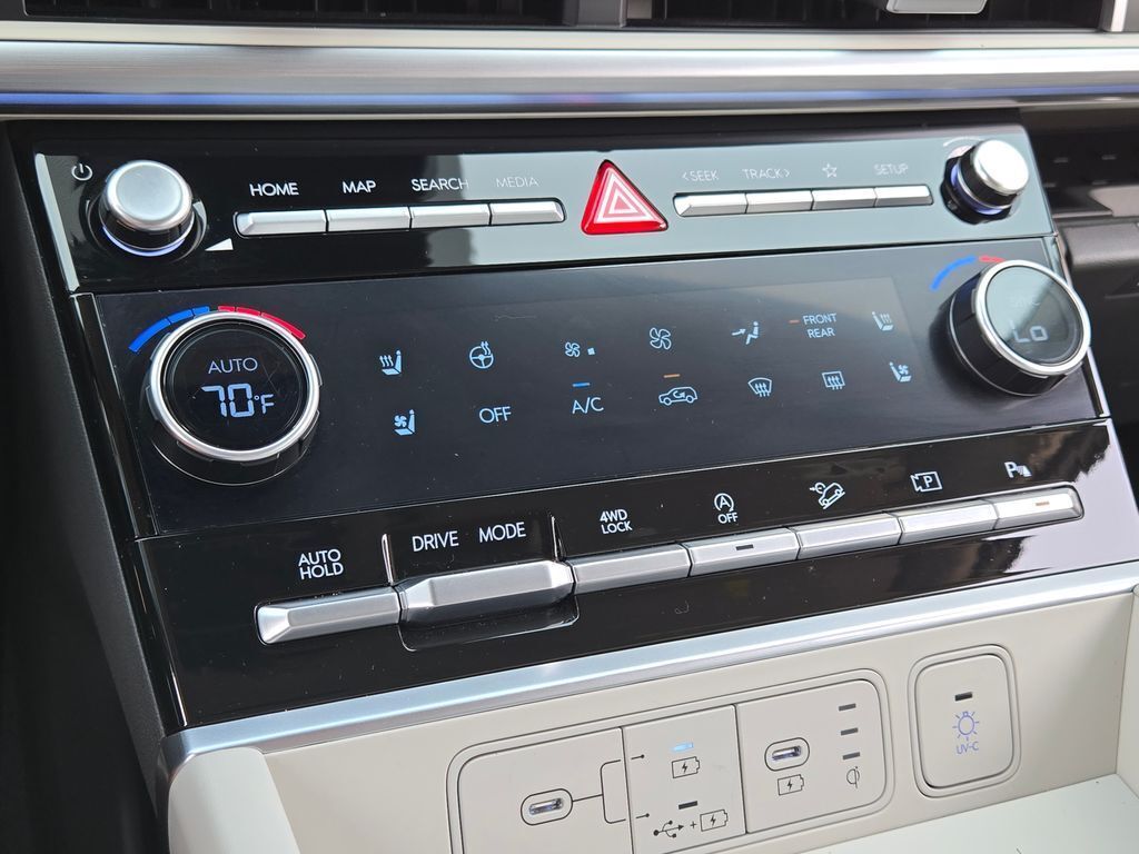 2024 Hyundai Santa Fe Limited photo 33
