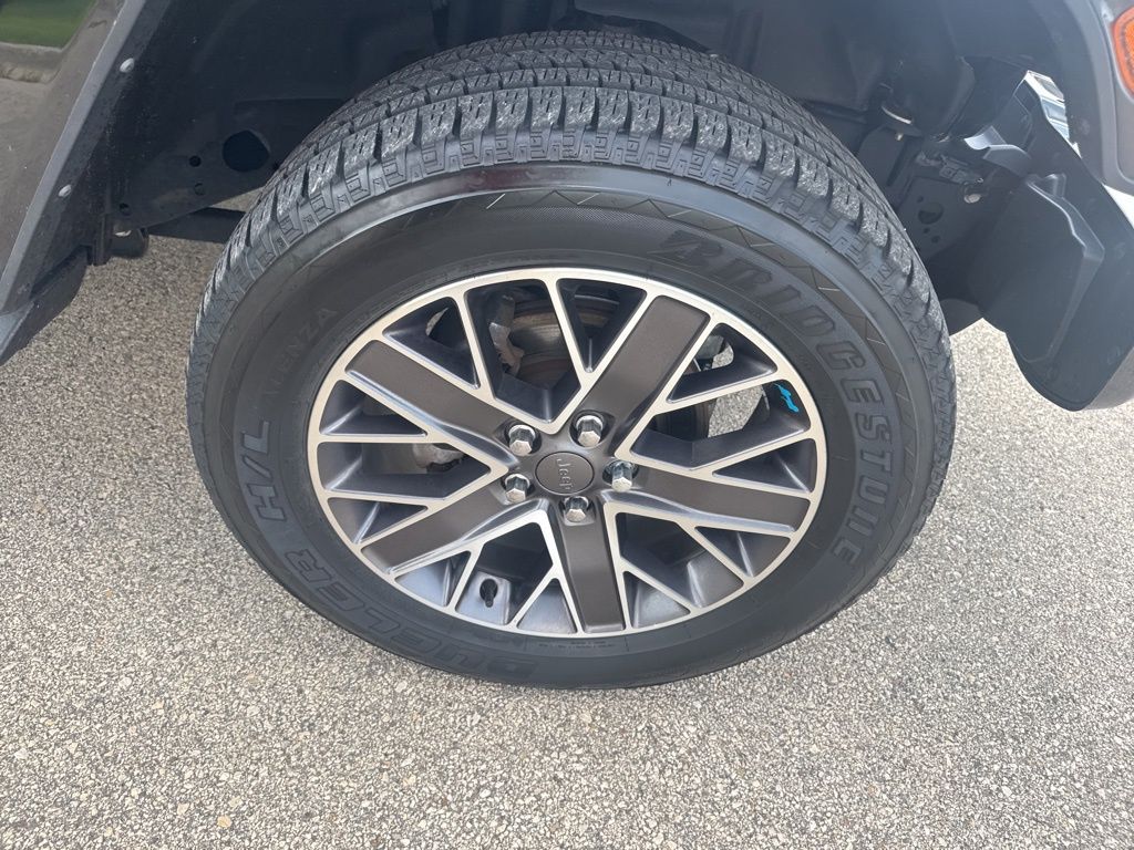 2022 Jeep Wrangler Unlimited Sahara High Altitude 4xe photo 19