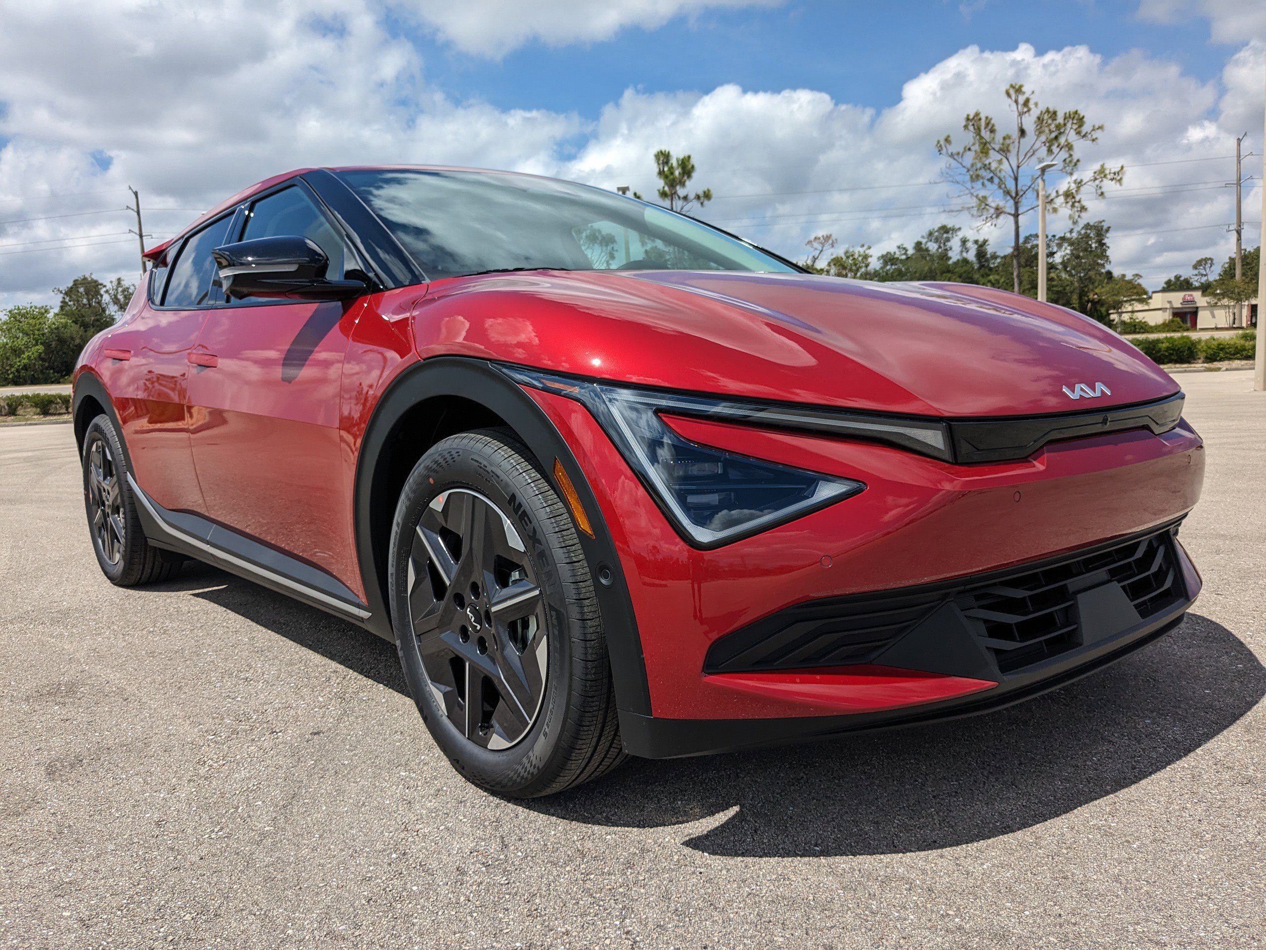 2025 Kia EV6 Light photo 2