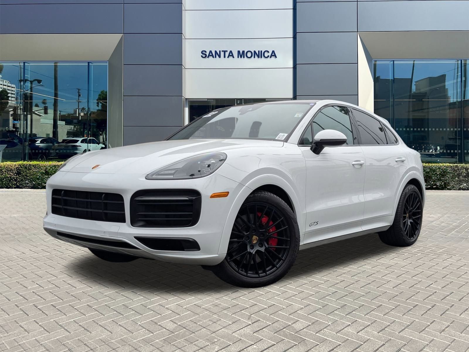 2022 Porsche Cayenne Coup GTS's photo
