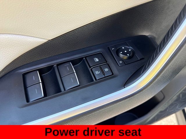 2024 Toyota RAV4 XLE photo 11