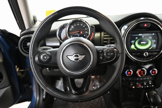 2018 Mini Cooper 4 Door Hardtop Base photo 3