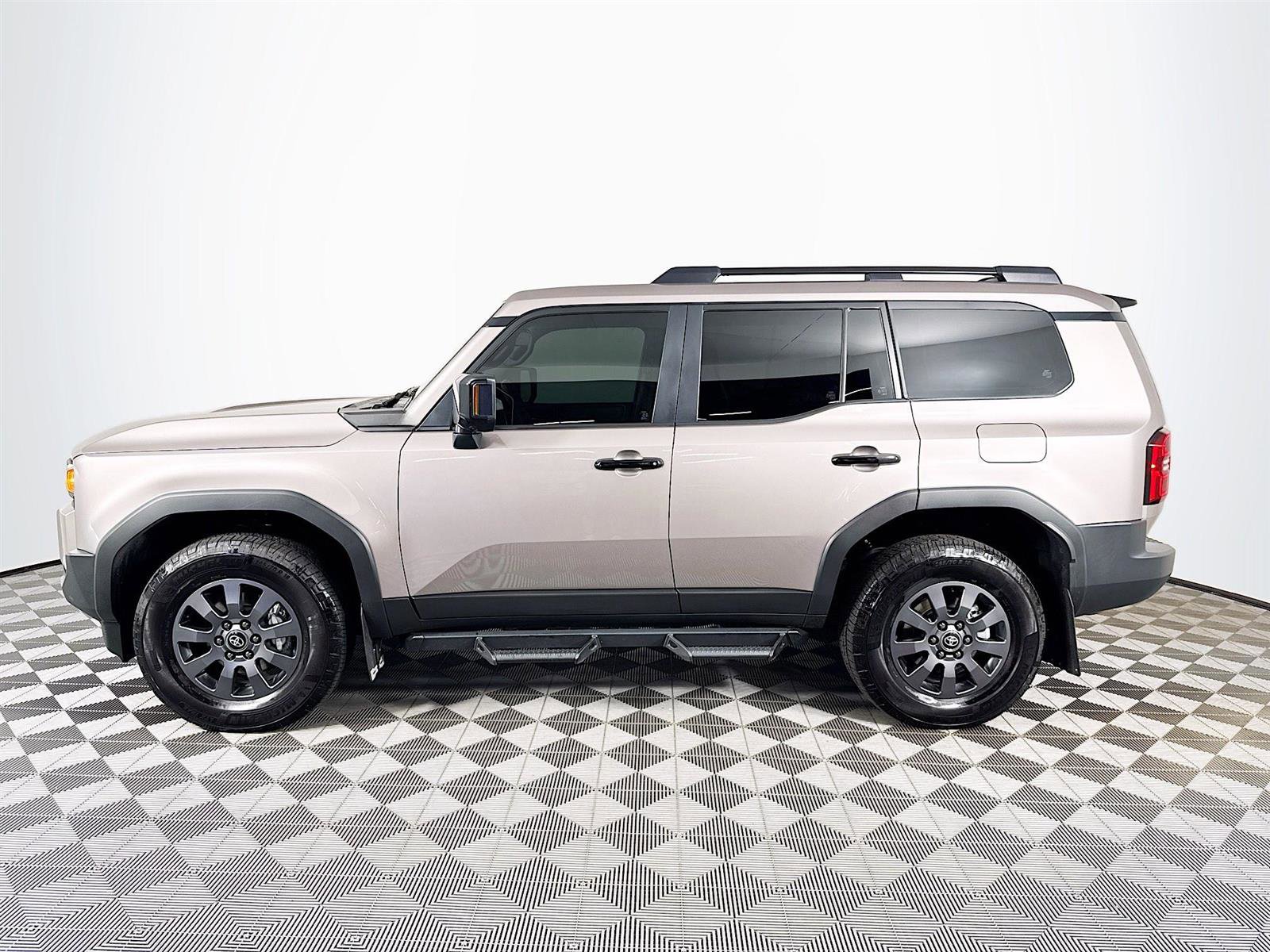 2024 Toyota Land Cruiser Base photo 8