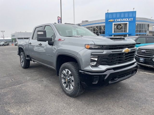 2026 Chevrolet Silverado 2500HD Custom's photo