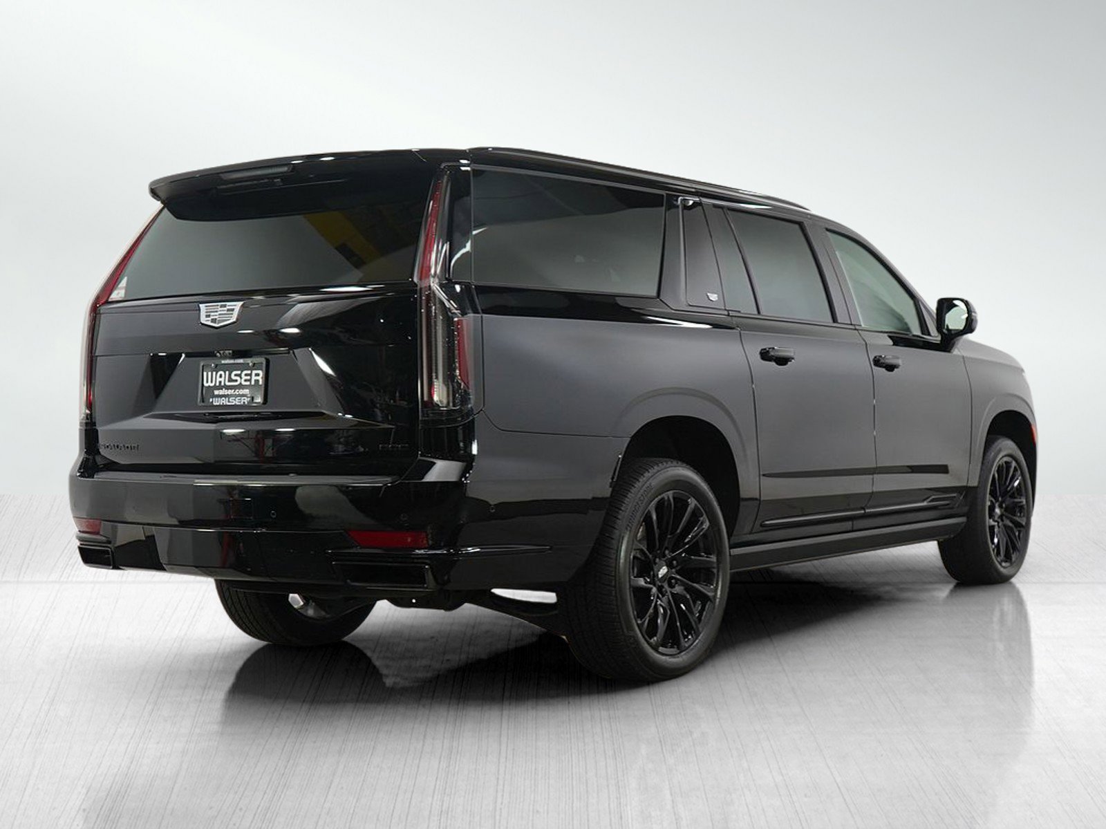 2023 Cadillac Escalade ESV Sport Platinum photo 4