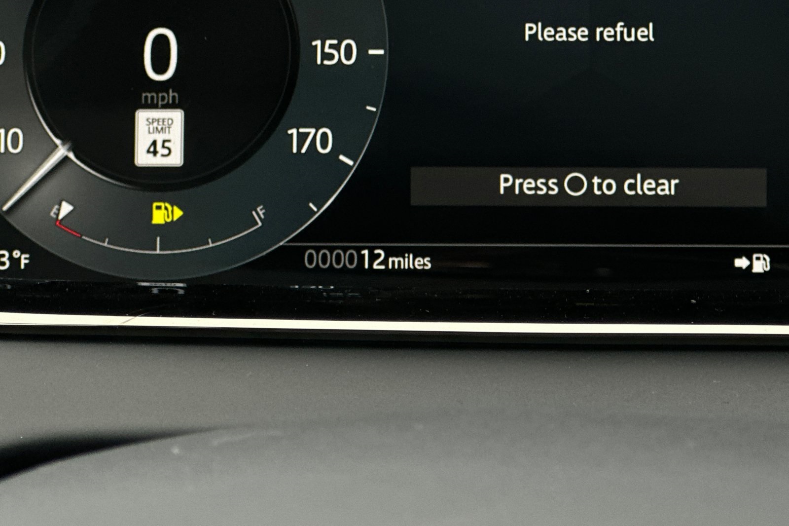 2026 Land Rover Range Rover Evoque Dynamic SE photo 28