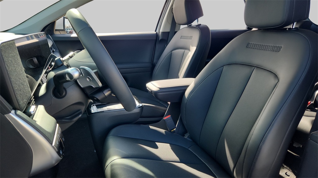 2025 Hyundai Ioniq 5 SE photo 29