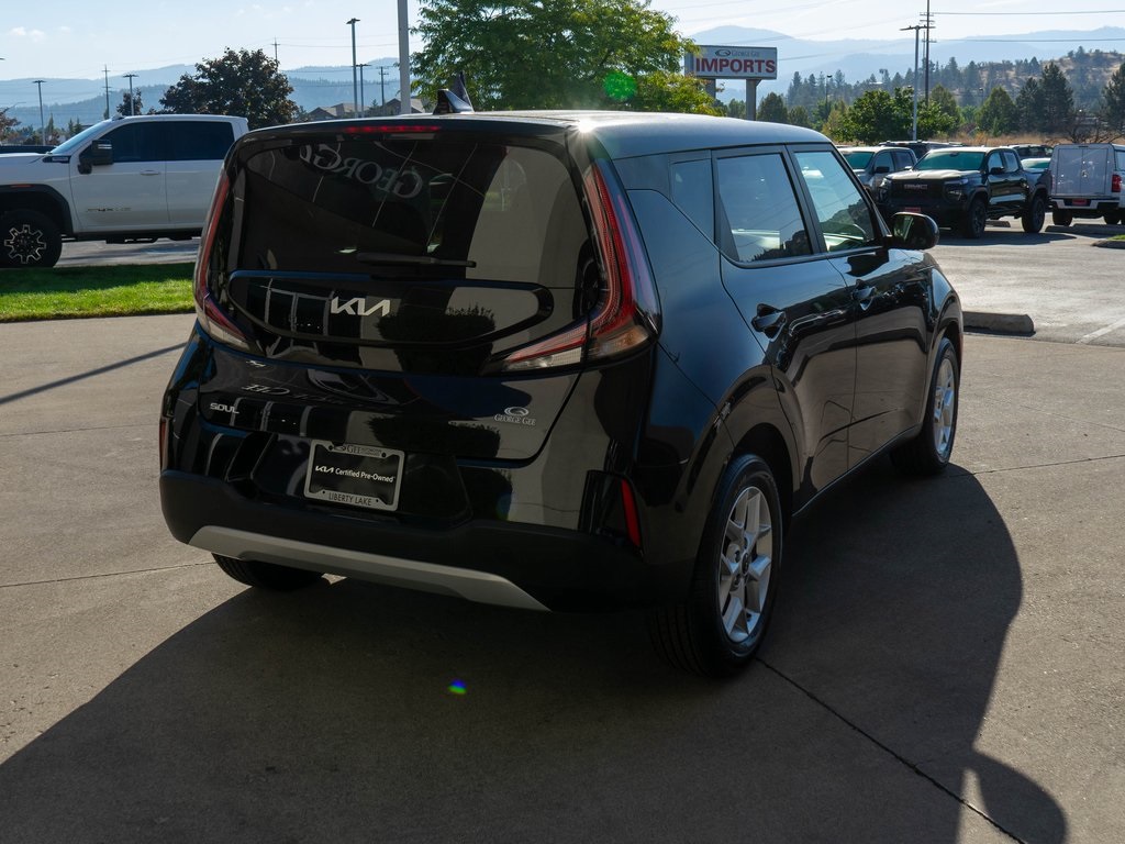 2023 Kia Soul LX photo 6