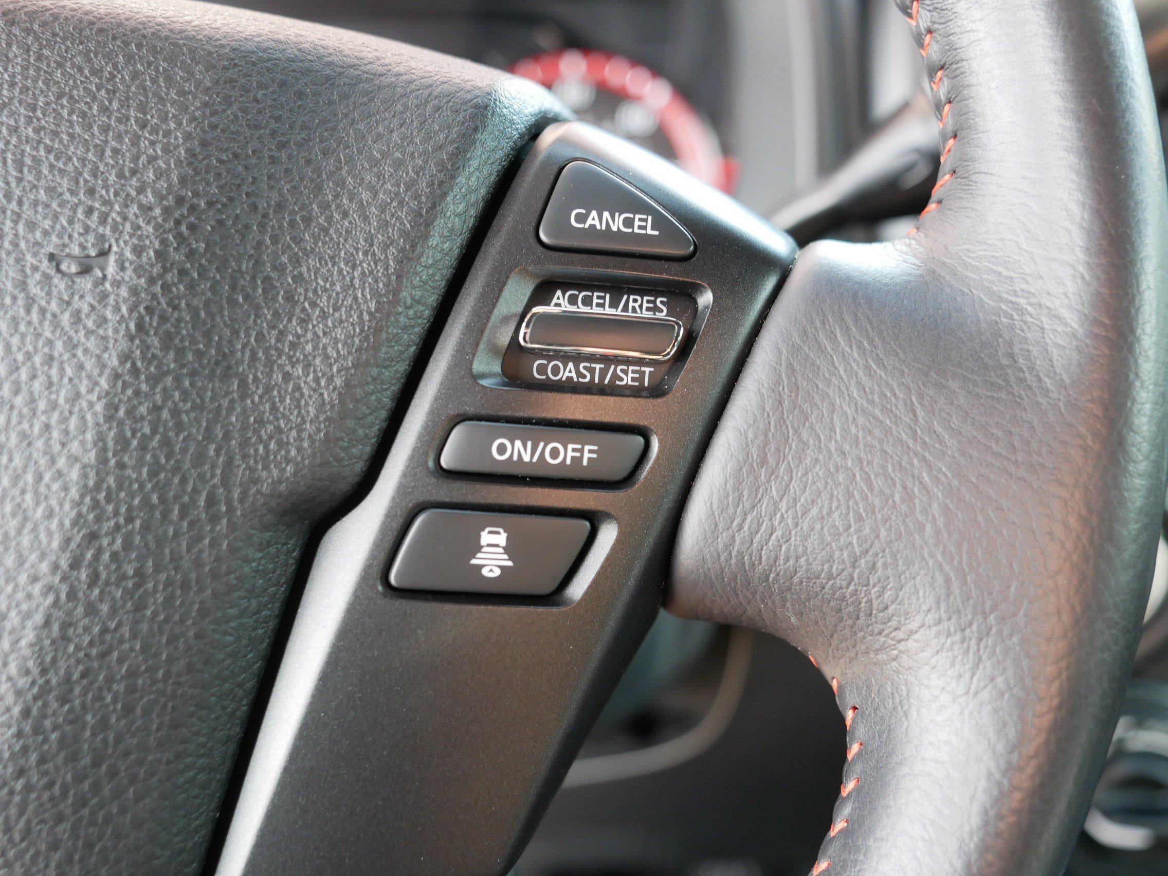 2021 Nissan Titan PRO-4X photo 28