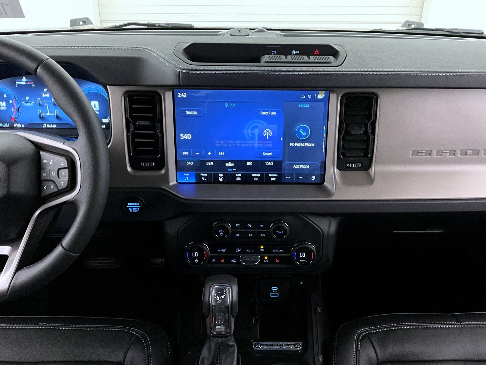 2025 Ford Bronco Outer Banks photo 11