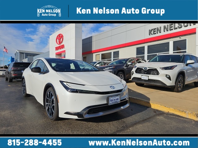 2026 Toyota Prius XSE Premium's photo