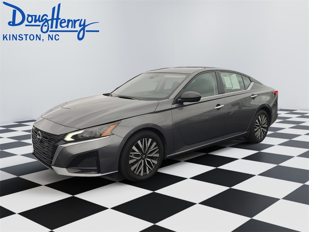 2024 Nissan Altima SV