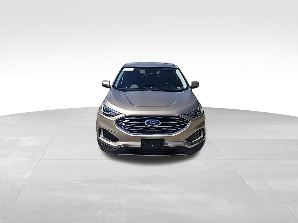 2021 Ford Edge SEL photo 2