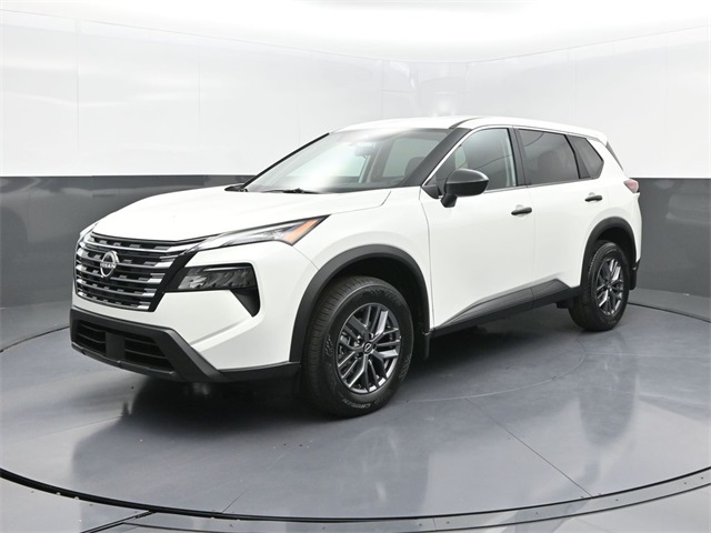 2026 Nissan Rogue S photo 2