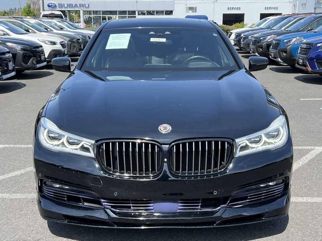 2017 Bmw 750i xDrive Sedan photo 2
