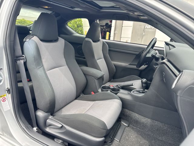 2014 Scion tC Base photo 25
